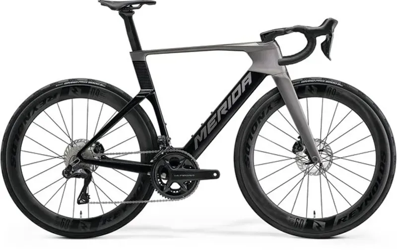 Merida Reacto 9000 Carbon Aero Road Bike in Grey/Black Grey