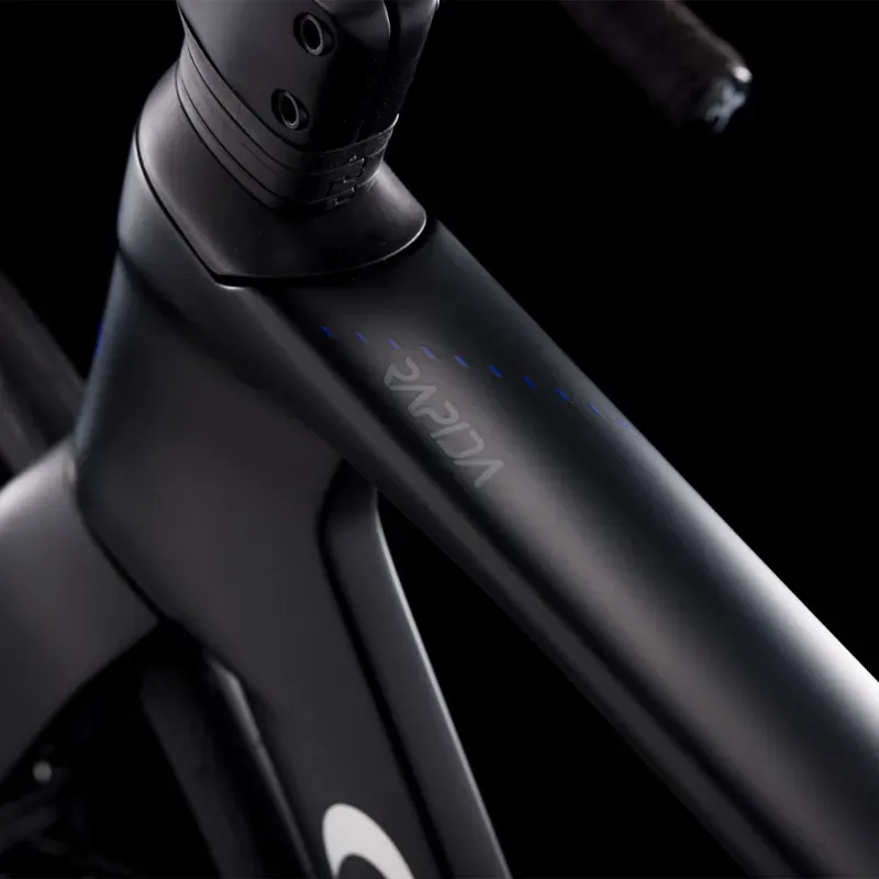 Wilier Rapida 105 Di2 in Bike in Lastlight Black-4