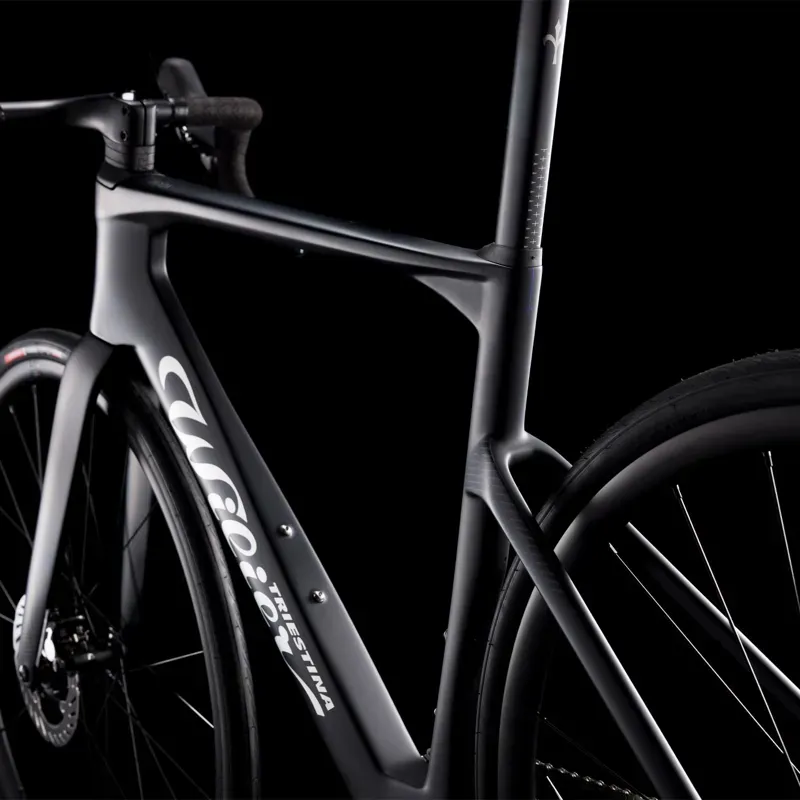 Wilier Rapida 105 Di2 in Bike in Lastlight Black-7
